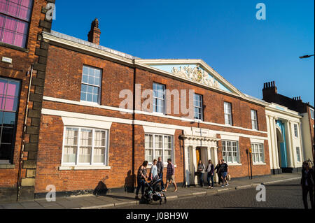 Neo-klassischen Ferres Krankenhaus Armenhäuser von John Earle, 1922, jetzt Büros, Kingston-upon-Hull, Yorkshire, England Stockfoto