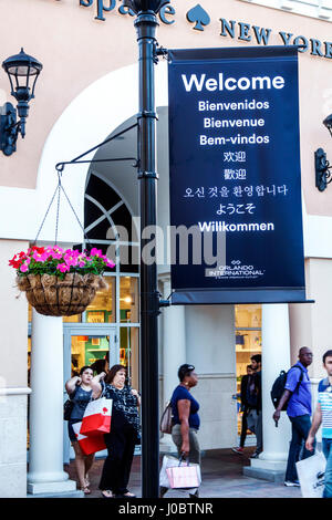 Orlando Florida, Orlando International Premium Outlets, Shopping Shopper Shopper Shop Shops Markt Märkte Marktplatz Kauf Verkauf, Einzelhandel Store stor Stockfoto