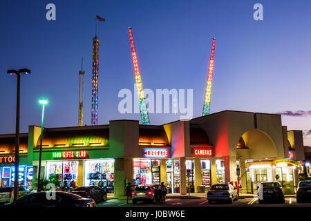 Orlando Florida, International Drive, Touristenmeile, 1000 Geschenke 1.99 US-Dollar, Geschäft, Souvenir-Shopping Shopper Shopper Shop Geschäfte Markt Märkte Marktplatz buyi Stockfoto