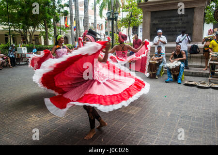 Traditionellen Tanz in Cartagena, Kolumbien Stockfoto