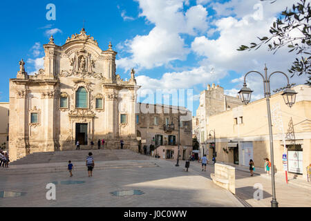 Die alte Kirche San Francesco D'Assisi im historischen Zentrum der Altstadt, Matera, Basilikata, Italien Stockfoto