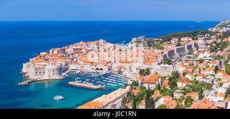 Aerial Panorama der alten Hafen und Altstadt Dubrovnik Altstadt, UNESCO World Heritage Site, Dubrovnik, Dalmatien, Kroatien Stockfoto