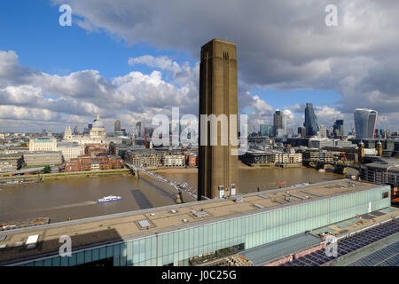 Panoramablick vom Tate Modern Balkon, London, England, UK Stockfoto