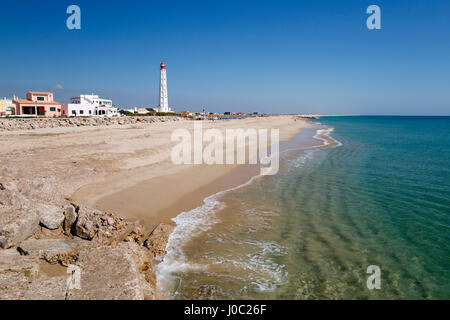 Leuchtturm und Strand Ilha Do Farol, Culatra vorgelagerten Insel, Olhao, Algarve, Portugal Stockfoto