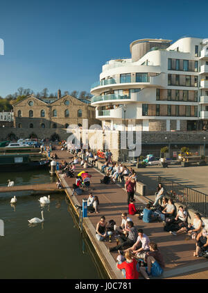 Bristol Hafen ein- und Millennium Promenade. Stockfoto