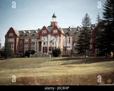 Ein Herrenhaus, das diente einst als ein alle Frauen katholischen Hochschule in Hooksett, New-Hampshire. Stockfoto