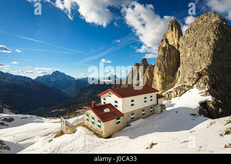 Rifugio Fonda Savio Hütte am Cadini di Misurina in der Nähe von Misurina in den italienischen Dolomiten/Alpen - Belluno - Italien Stockfoto