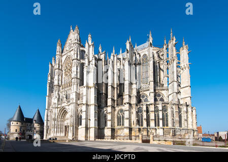 Beauvais Kathedrale und das Bischofshaus, Beauvais, Frankreich. Stockfoto