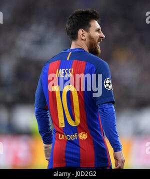 Torin, Italien. 11. April 2017. Barcelonas Lionel Messi reagiert während der UEFA Champions League Viertelfinale Hinspiel Partie zwischen Juventus und Barcelona in Turin, Italien, 11. April 2017. Juventus gewann 3: 0. Bildnachweis: Alberto Lingria/Xinhua/Alamy Live-Nachrichten Stockfoto