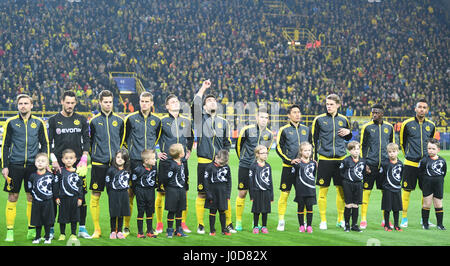 Dortmund, Deutschland. 12. April 2017. Dortmund Kader vor das Hinspiel der Champions League Viertelfinale match zwischen Borussia Dortmund und AS Monaco im Signal Iduna Park in Dortmund, Deutschland, 12. April 2017. Foto: Federico Gambarini/Dpa/Alamy Live News Stockfoto