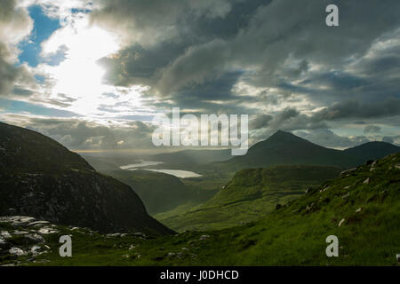 Dunlewy Lough und Errigal über die vergifteten Glen, aus Crockfadda, Derryveagh Mountains, County Donegal, Irland Stockfoto