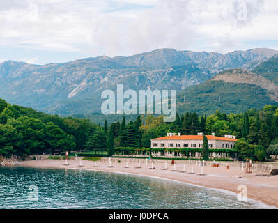 Der Park Milocer, Villa, Strand Königin. In der Nähe der Insel Sveti Stefan in Montenegro. Stockfoto