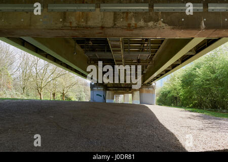Unterseite des M4-Brücke Stockfoto