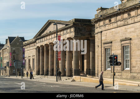 Perth-Sheriff Court, Perth City Centre, Tayside, Schottland, Großbritannien Stockfoto