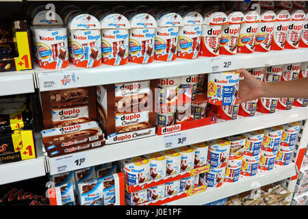 Kinder Schokolade Maxi Stockfotografie Alamy