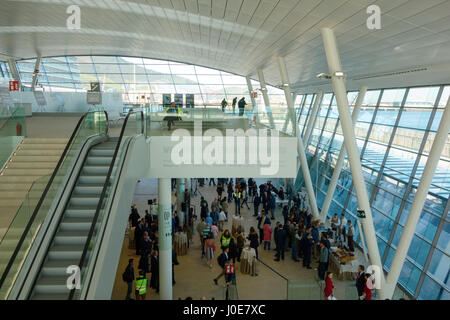 Im neuen Hafen von Bilbao, Spanien terminal, andocken Europäisches Spanisch für waren und Reisende Passagiere in der Provinz Biskaya Stockfoto