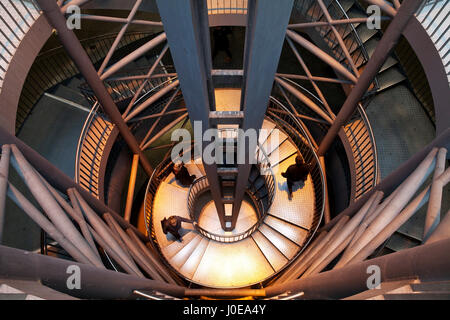 Treppe an der u-Bahn Haltestelle Reinoldikirche, Dortmund, Ruhr District, North Rhine-Westphalia, Deutschland Stockfoto