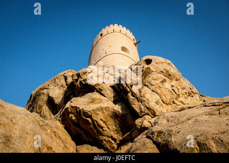 Nakhal Fort ist eine Festung nach Welaayat Nakhal benannt und befindet sich in der Al Batinah Region des Oman. Stockfoto