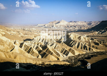 Der Negev-Wüste ist eine Wüstenregion befindet sich im Süden Israels und deckt mehr als die Hälfte des israelischen Territoriums. Stockfoto