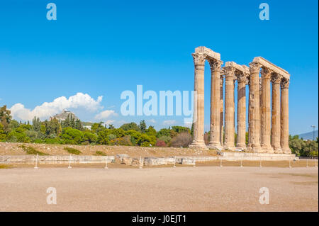 Riesige Säulen sind das einzig verbliebene der Zeus Olympian Tempel in Athen, Griechenland Stockfoto