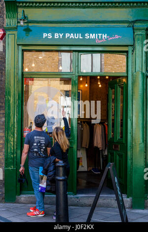 PS von Paul Smith exklusive Kleidung und Mode, Park Street, London, England Stockfoto