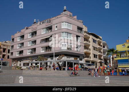 Appartementhaus über Veinte 04 Surf Café, El Medano, Teneriffa, Kanarische Inseln, Spanien. Stockfoto