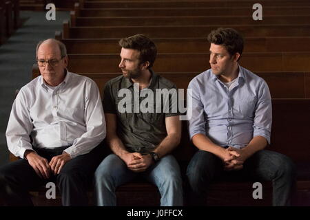Erscheinungsdatum: 26. August 2016 Titel: The Hollars STUDIO: Sycamore Bilder Regisseur: John Krasinski PLOT: ein Mann kehrt in seine kleine Heimatstadt nach dem lernen, dass seine Mutter krank ist und soll operiert werden Darsteller: John Krasinski, Sharlto Copley, Charlie Day, Richard Jenkins, Anna Kendrick. (Kredit-Bild: © Sycamore Bilder/Unterhaltung Bilder) Stockfoto