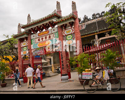 Horizontale Ansicht Quang Trieu Montagehalle in Hoi an, Vietnam. Stockfoto