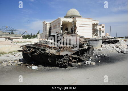 Die Freie Syrische Armee, der wichtigsten bewaffneten Rebellengruppen kämpfen Präsident Baschar al-Assads Regierung. Azaz a stegic Stadt etwa 30 Kilometer nord-Nort Stockfoto