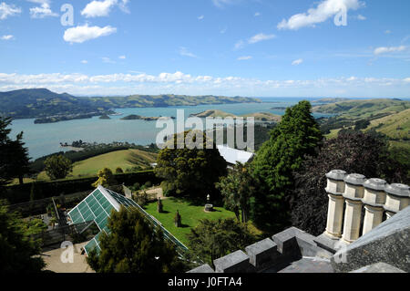 Blick vom Turm auf Larnach Castle, nr. Dunedin auf Neuseelands Südinsel behauptet, die einzige Landschloss. Es wurde 1871 erbaut. Stockfoto