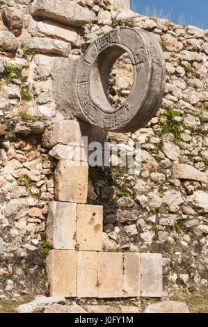 Mexiko, Yucatan, Uxmal Maya site, Juego de Pelota, Ballspielplatz, Stein ring Stockfoto