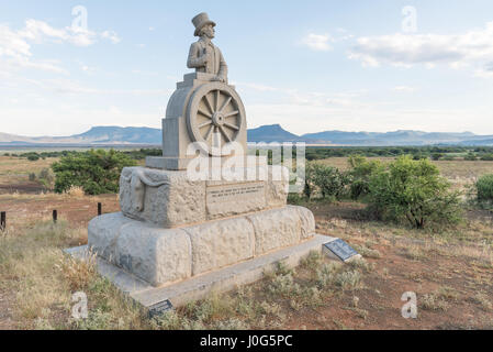 CAMDEBOO NATIONAL PARK, Südafrika - 23. März 2017: am frühen Morgen Blick auf das Monument zu Ehren der Voortrekker Führer Andries Pretorius Stockfoto