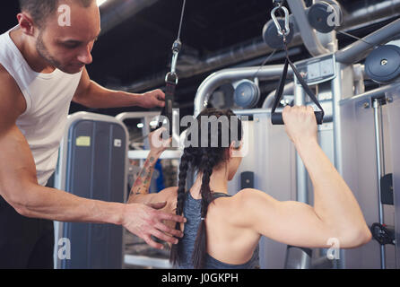 CrossFit Trainer Ausbildung Sportlerin Stockfoto