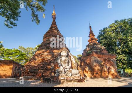 Yadana Hsimi Pagoden, Inwa, Mandalay Region, Myanmar, Burma Stockfoto