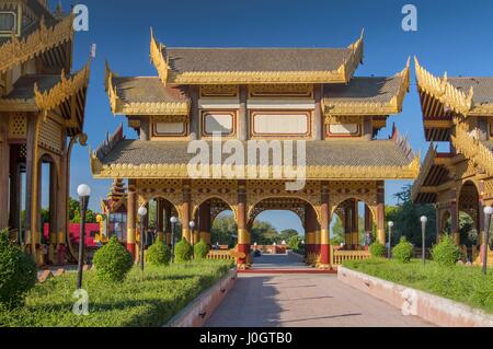 Thihathana Hall Replik, Bagan Golden Palace, Bagan, Myanmar (Burma). Stockfoto