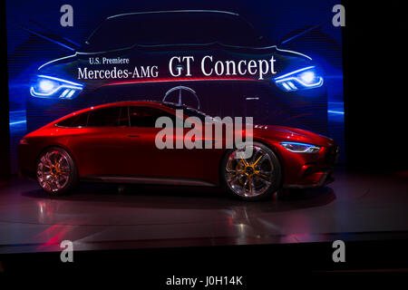 New York, NY USA - 12. April 2017: Mercedes-AMG GT Concept Car auf 2017 New York International Auto Show im Jacob Javits Center enthüllt Stockfoto