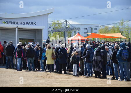 Berlin, Deutschland. 13. April 2017. Die internationale Garten Ausstellung 2017 beginnt in Berlin Kredit: Markku Rainer Peltonen/Alamy Live News Stockfoto