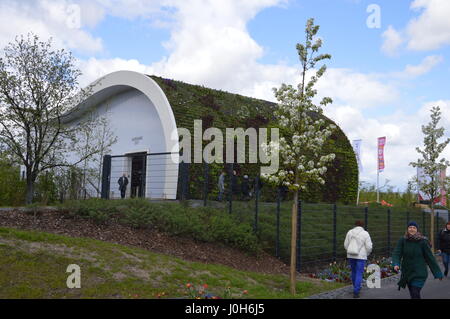 Berlin, Deutschland. 13. April 2017. Die internationale Garten Ausstellung beginnt in Berlin Kredit: Markku Rainer Peltonen/Alamy Live News Stockfoto