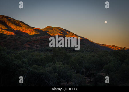 MacDonnell reicht Redbank Gorge Sonnenuntergang Northern Territory Stockfoto