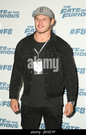 Thomas Burgess, kommt Tom Burgess auf dem roten Teppich für die Sydney-Premiere von The Fate of the Furious Hoyts, das Vergnügungsviertel, Moore PA Stockfoto