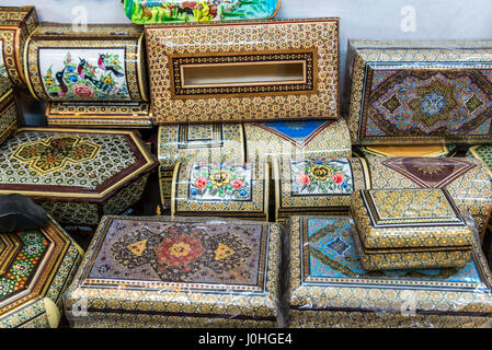 Persische Schmuckkartons im Shop in Shiraz, Hauptstadt der Provinz Fars im Iran Stockfoto