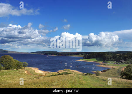 Kielder Reservoir mit Blick auf Leaplish Wasser Park, Northumberland Stockfoto