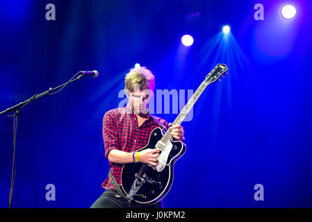 MADRID - SEP 10: Kodaline (Band) führen im Konzert beim Dcode Music Festival am 10. September 2016 in Madrid, Spanien. Stockfoto