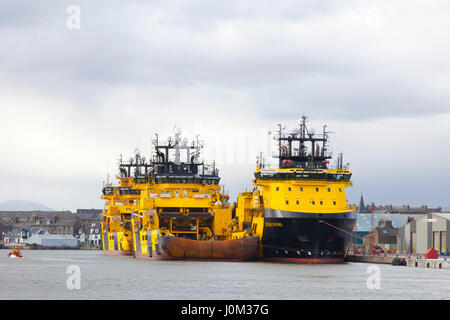 Günstig Bohrinsel service Schiffe in Glasgow, Schottland, Großbritannien. Viking Versorgungsschiffen ist eine Reederei in Kristiansand, Norwegen. Durch Kistefos besaß es besitzt vier Anchor Handling tugs, sechs Platform Supply Vessels und sieben Binnenschiffen sowie für Anchor Handling tugs auf Bestellung. Eisbrecher, die Flotte umfasst 4 Eis AHTS zusammen mit einem herkömmlichen AHTS und fünf moderne PSV klassifizierten Schiffe. Stockfoto