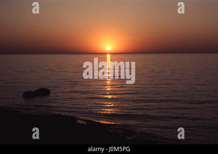 Sonnenuntergang über dem Lake Superior. Stockfoto