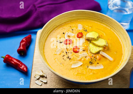 Thai Red Linse, rot Pfeffer coconut Creme Suppe Stockfoto
