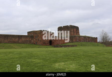 Außenseite des Carlisle Castle Cumbria UK April 2017 Stockfoto