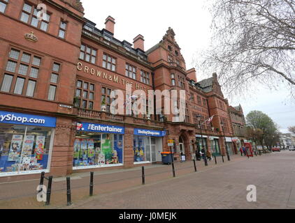 Außenseite der Krone und Mitre Hotel Carlisle Cumbria UK April 2017 Stockfoto