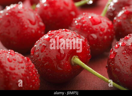 Süßkirschen Detail nass. Nahaufnahme. Stockfoto