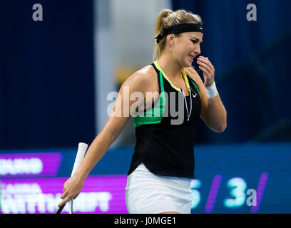 BIEL, Schweiz - 11 APRIL: Belinda Bencic in Aktion beim Tennisturnier 2017 Ladies Open Biel WTA International Stockfoto